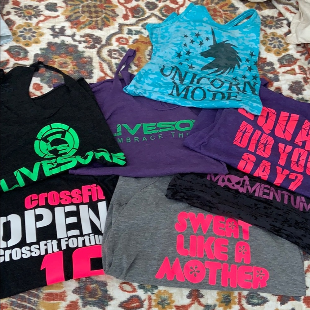CrossFit tanks